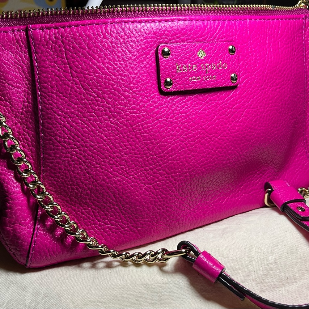 Leather Kate Spade shoulder purse.